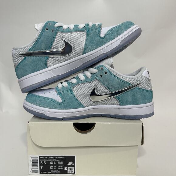Nike SB Dunk Low Pro QS X April Skateboards “Tiffany” - Picture 3 of 7